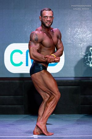 CLASSIC PHYSIQUE НОВИЧКИ
